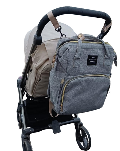 Changing backpack with baby playground