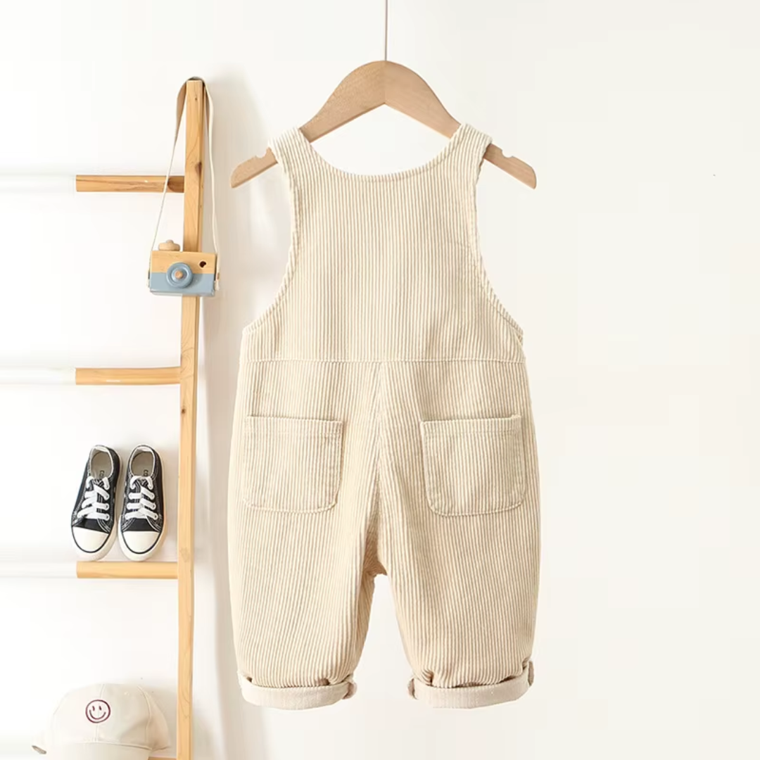 Herzchen Latzhose